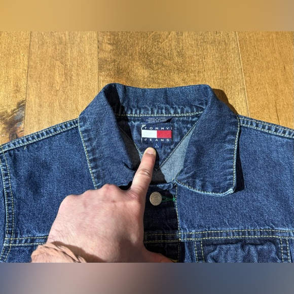 Tommy Hilfiger Dark Wash Denim Jean Crop Button Up Jacket Womens Sz Lg Vtg 2000 - Picture 4 of 7